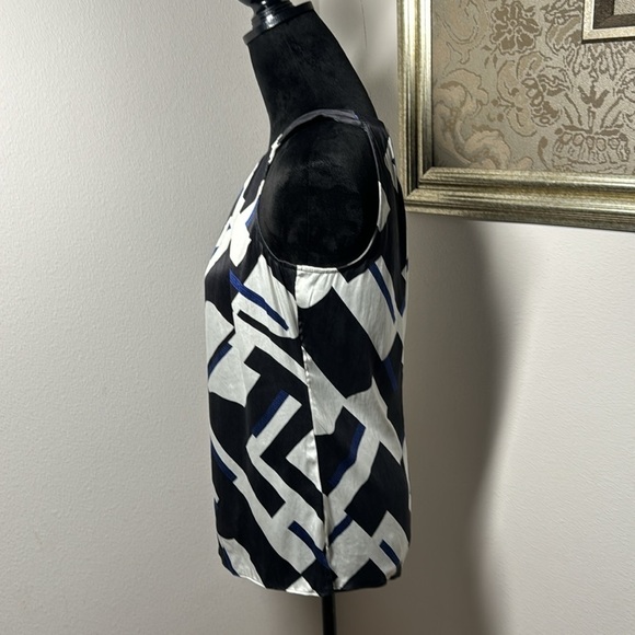 White House Black Market sleeveless draped front hey hole stretch silk top Sz 2 - Picture 4 of 6